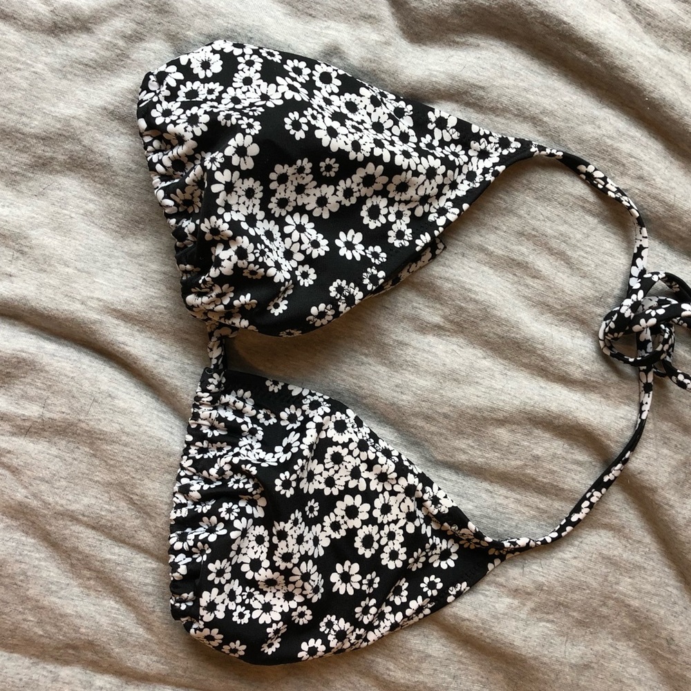 Black and white bathing suit top